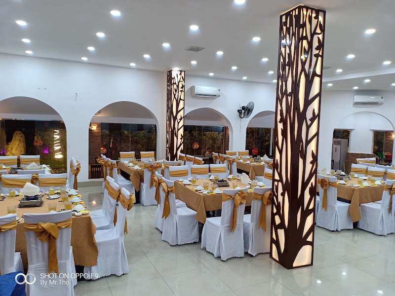 Nhà Hàng Hương Việt