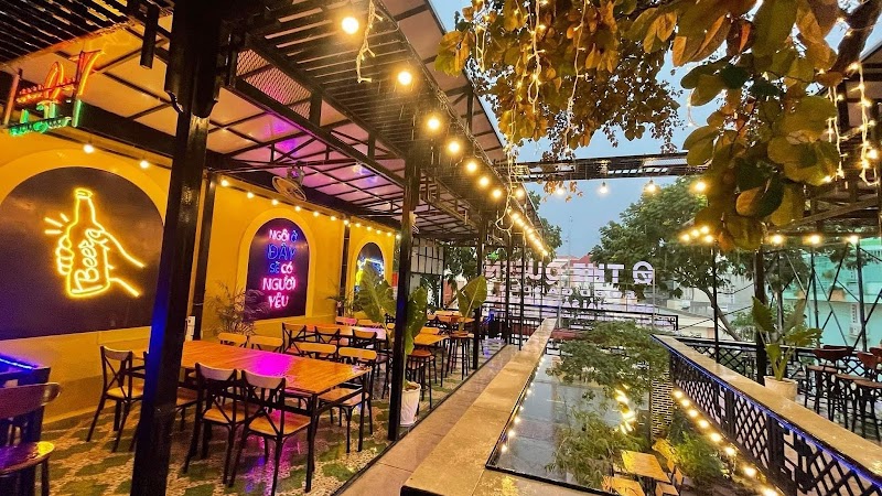 The Queen Food Garden
